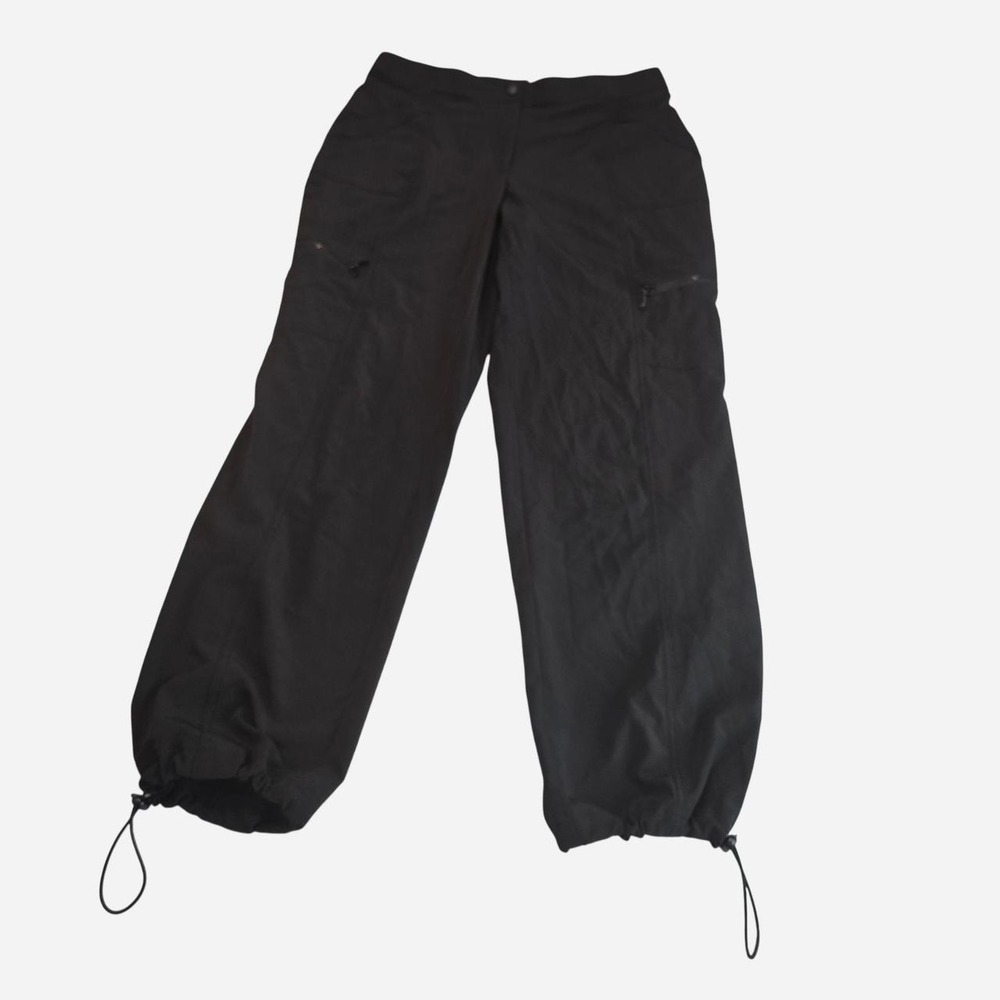 Chico's Zenergy black polyester & spandex cargo pants with adjustable waist- 0.5
